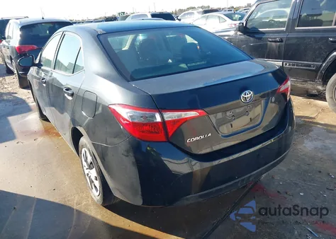 2015 Toyota Corolla L z USA, uszkodzony, nr VIN 5YFBURHE3FP300289